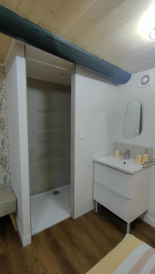 Villelaure Studio Renove Maison De Village Du Luberon מראה חיצוני תמונה